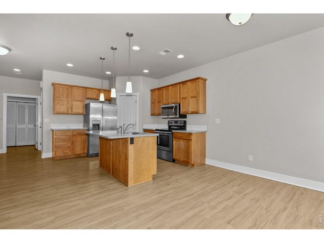 3333 Apple Blossom Ln 4, Greeley, CO 80634