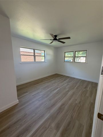 5905 Walraven Circle, Fort Worth, TX 76133