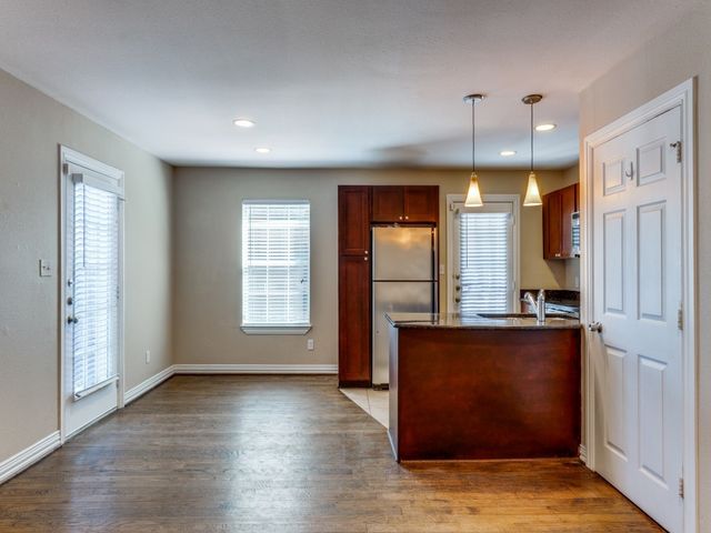 4708B Bradford Drive, Dallas, TX 75219