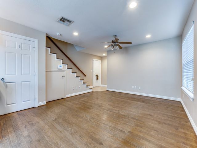 4708B Bradford Drive, Dallas, TX 75219