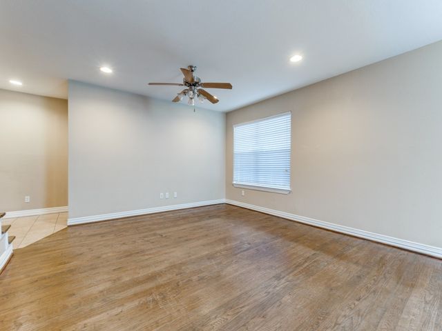 4708B Bradford Drive, Dallas, TX 75219