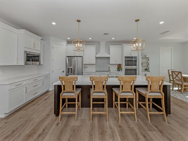 851 LINDEN ROAD, Venice, FL 34293