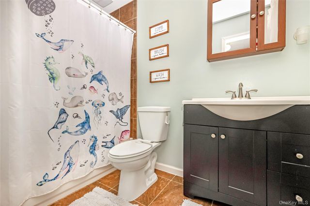 15 Irving Place, Islip Terrace, NY 11752