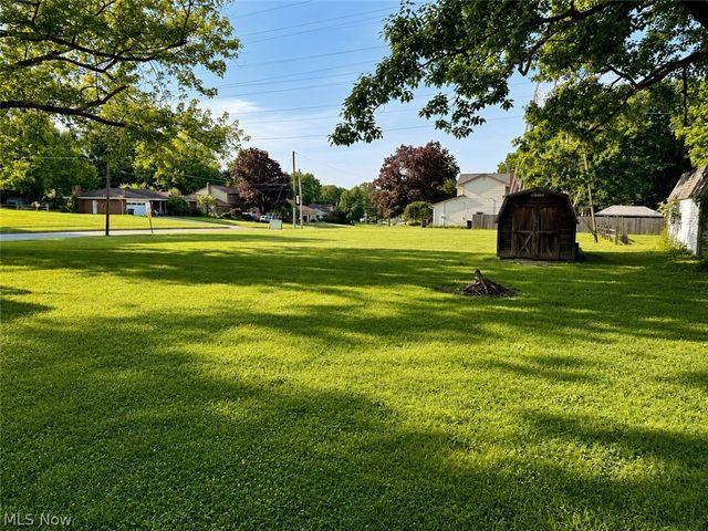 707 Oakridge Drive, Boardman, OH 44512
