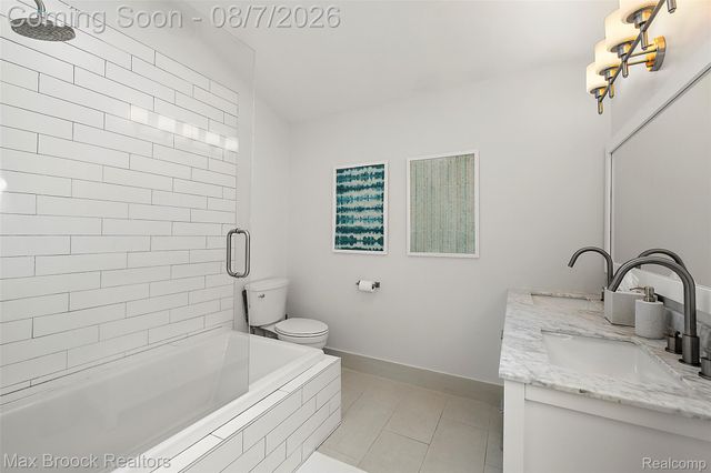 6896 Colony Drive, West Bloomfield Charter Township, MI 48323