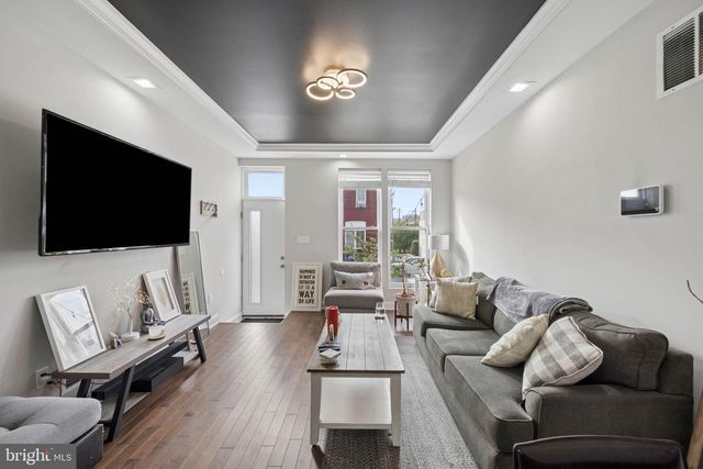 2038 E PRESTON ST, Baltimore, MD 21213