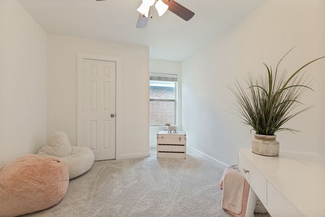 8828 Valley River Drive, Fort Worth, TX 76244
