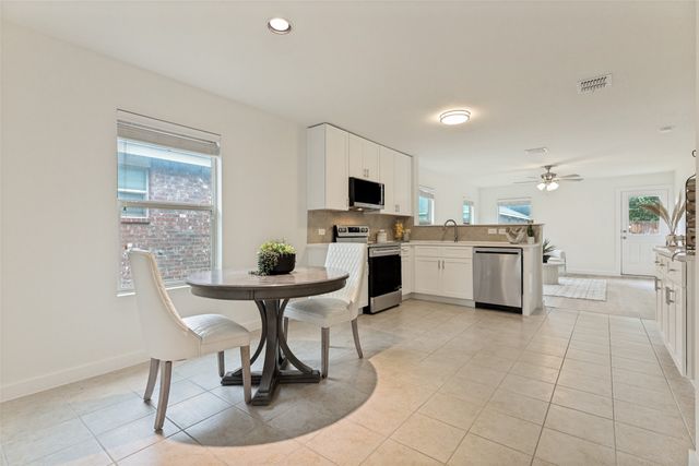 8828 Valley River Drive, Fort Worth, TX 76244