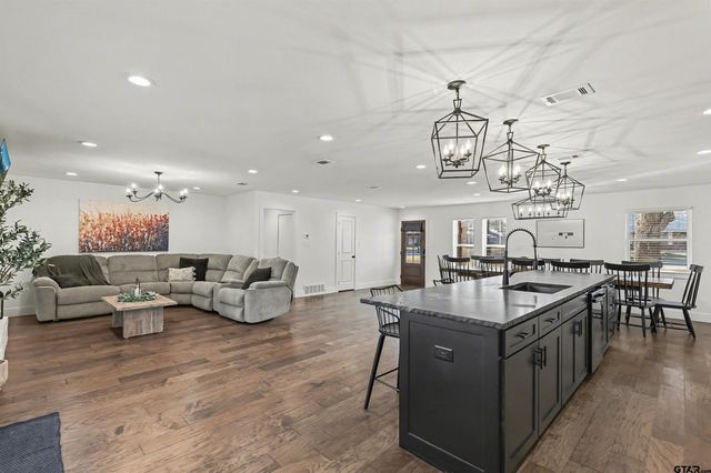 333 Highland Drive, Sulphur Springs, TX 75482