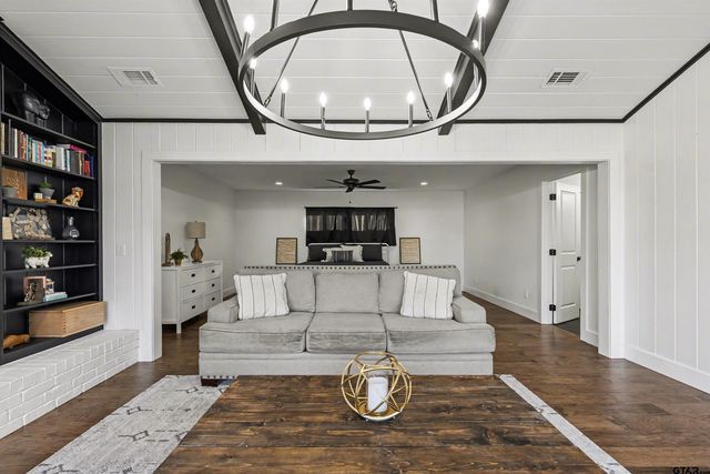 333 Highland Drive, Sulphur Springs, TX 75482