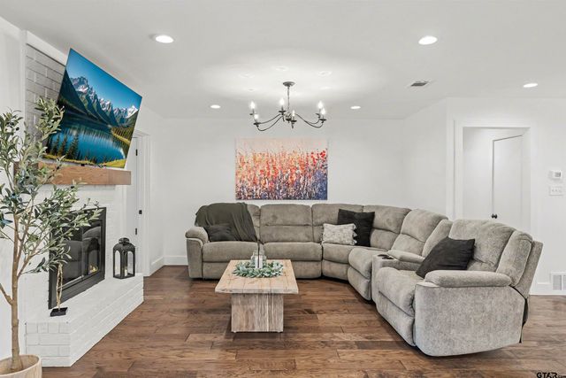 333 Highland Drive, Sulphur Springs, TX 75482