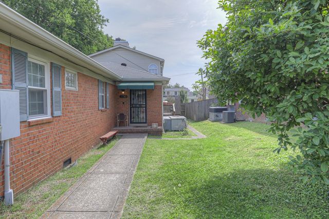 1714B Villa Pl, Nashville, TN 37212