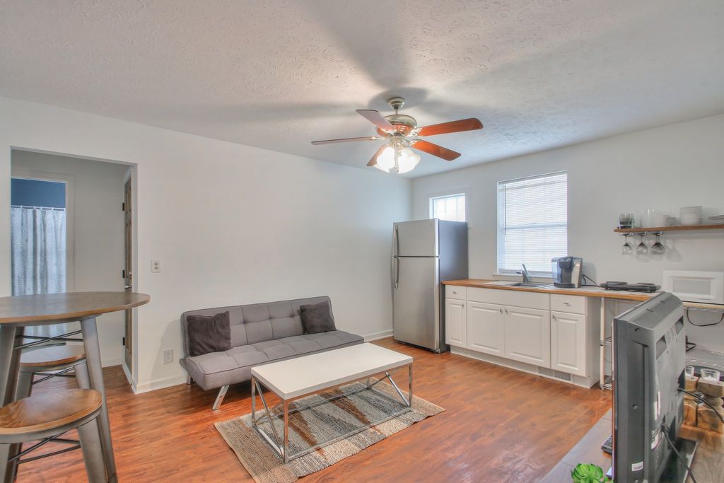 1714B Villa Pl, Nashville, TN 37212
