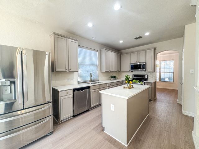 403 Rock Rose Drive, Duncanville, TX 75137