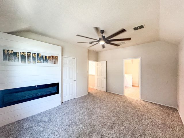 403 Rock Rose Drive, Duncanville, TX 75137