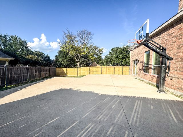 403 Rock Rose Drive, Duncanville, TX 75137