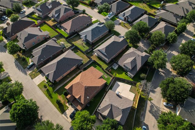 403 Rock Rose Drive, Duncanville, TX 75137