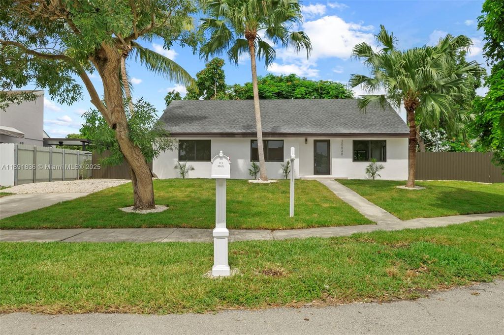 20620 SW 120th Pl, Miami, FL 33177