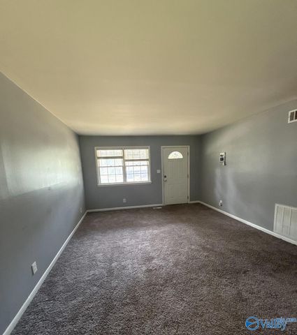 4006 Mcewen Drive, Huntsville, AL 35810