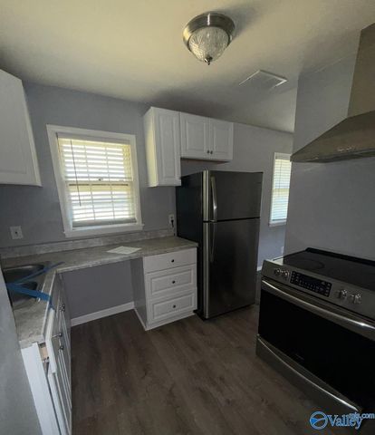 4006 Mcewen Drive, Huntsville, AL 35810