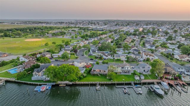 49 Ann Drive E, Freeport, NY 11520