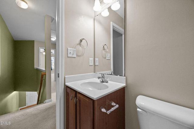 8857 Thornton Town Place, Raleigh, NC 27616