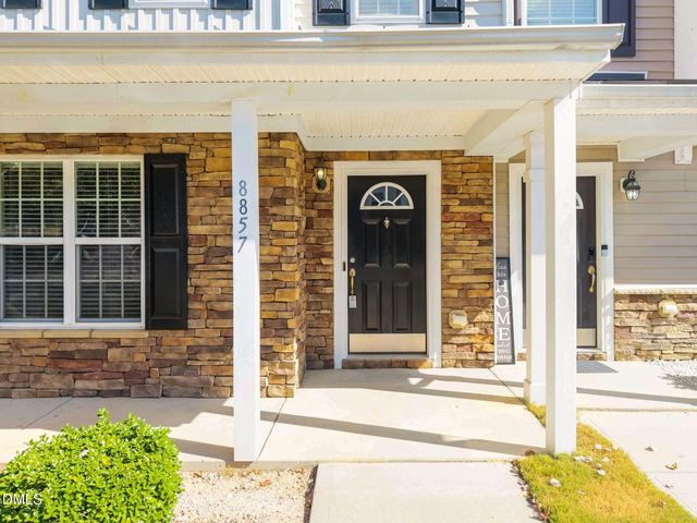 8857 Thornton Town Place, Raleigh, NC 27616