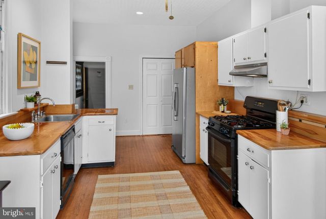 1870 NEWTON ST NW, Washington, DC 20010