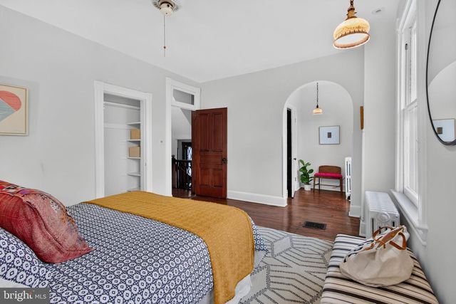 1870 NEWTON ST NW, Washington, DC 20010