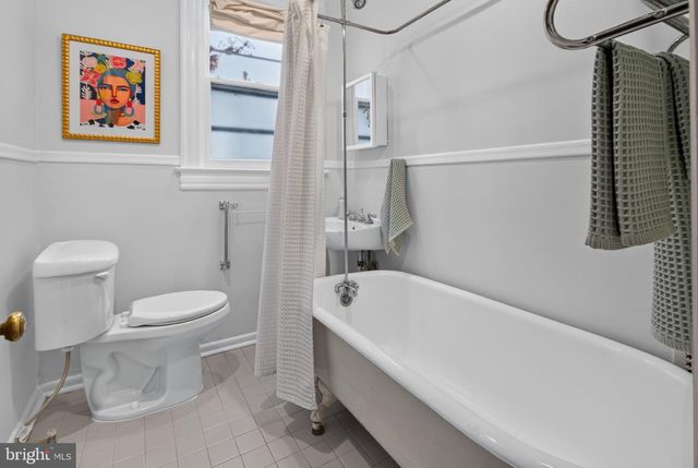 1870 NEWTON ST NW, Washington, DC 20010