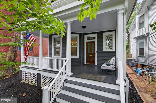 1870 NEWTON ST NW, Washington, DC 20010
