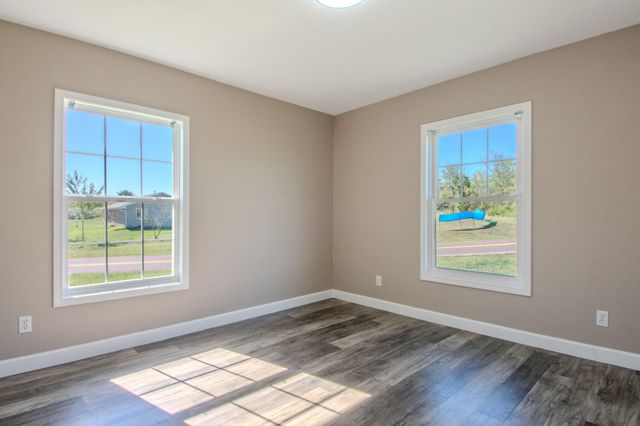 5622 HERITAGE HIGHWAY, Jefferson City, MO 65109