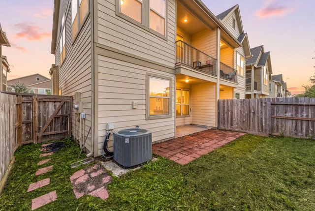 12150 La Strada Street, Richmond, TX 77406