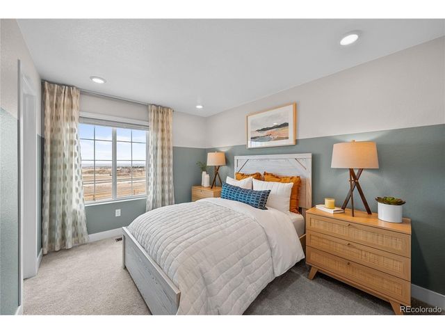 9034 Quartz Ct, Arvada, CO 80007