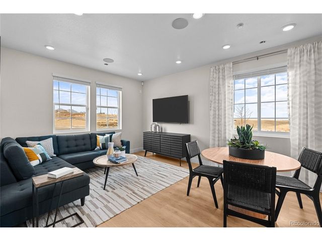9034 Quartz Ct, Arvada, CO 80007