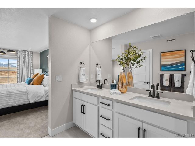 9034 Quartz Ct, Arvada, CO 80007