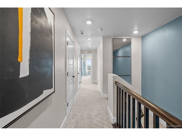 9034 Quartz Ct, Arvada, CO 80007