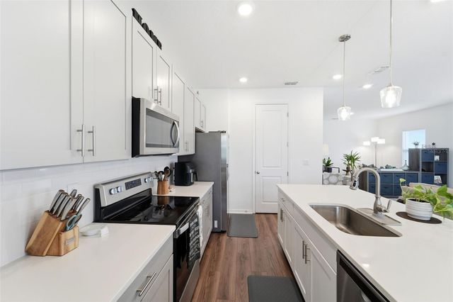 1525 PLAYWRIGHT DRIVE, Deland, FL 32720