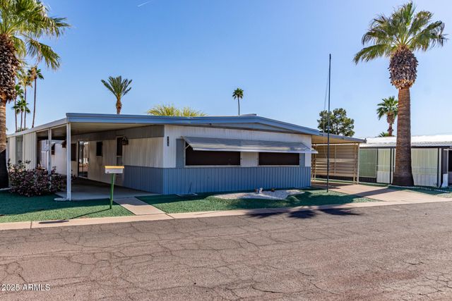 120 N VAL VISTA Drive 113, Mesa, AZ 85213