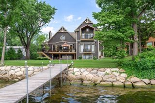2640 Lakewood Lane, Mound, MN 55364