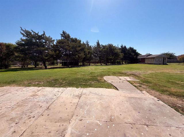 3940 Victory Court, Midlothian, TX 76065
