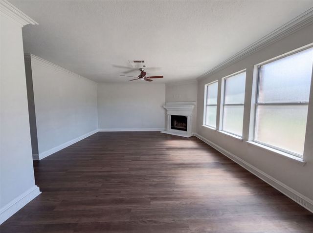 3940 Victory Court, Midlothian, TX 76065