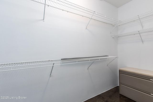 400 E Main St 308, Louisville, KY 40202