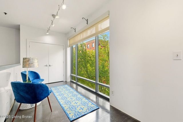 400 E Main St 308, Louisville, KY 40202