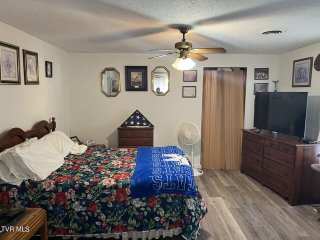 118 Derby Avenue, Pennington Gap, VA 24277