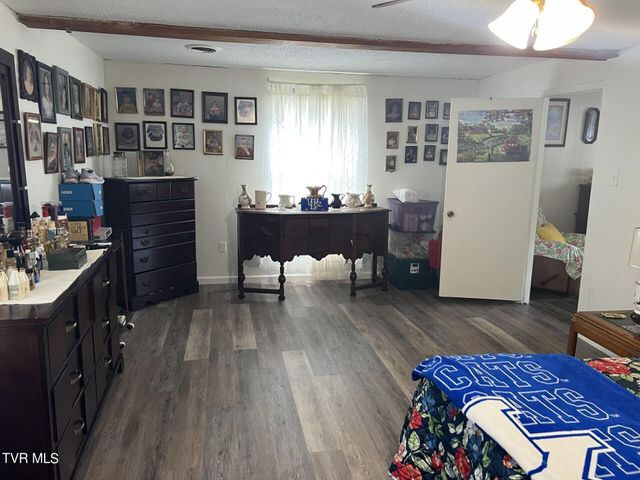 118 Derby Avenue, Pennington Gap, VA 24277