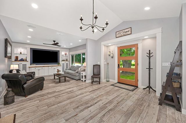 8650 E Highway 12, Lodi, CA 95240