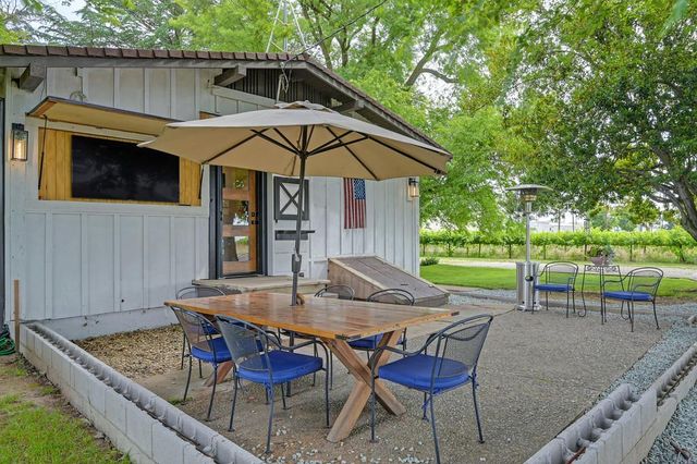 8650 E Highway 12, Lodi, CA 95240