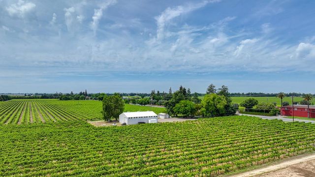 8650 E Highway 12, Lodi, CA 95240