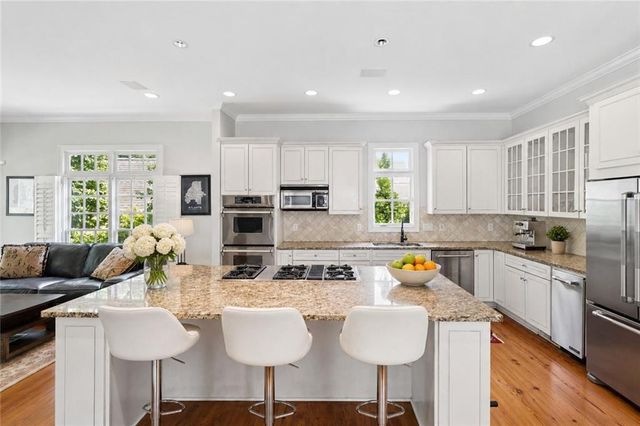 61 Alden Avenue, Atlanta, GA 30309